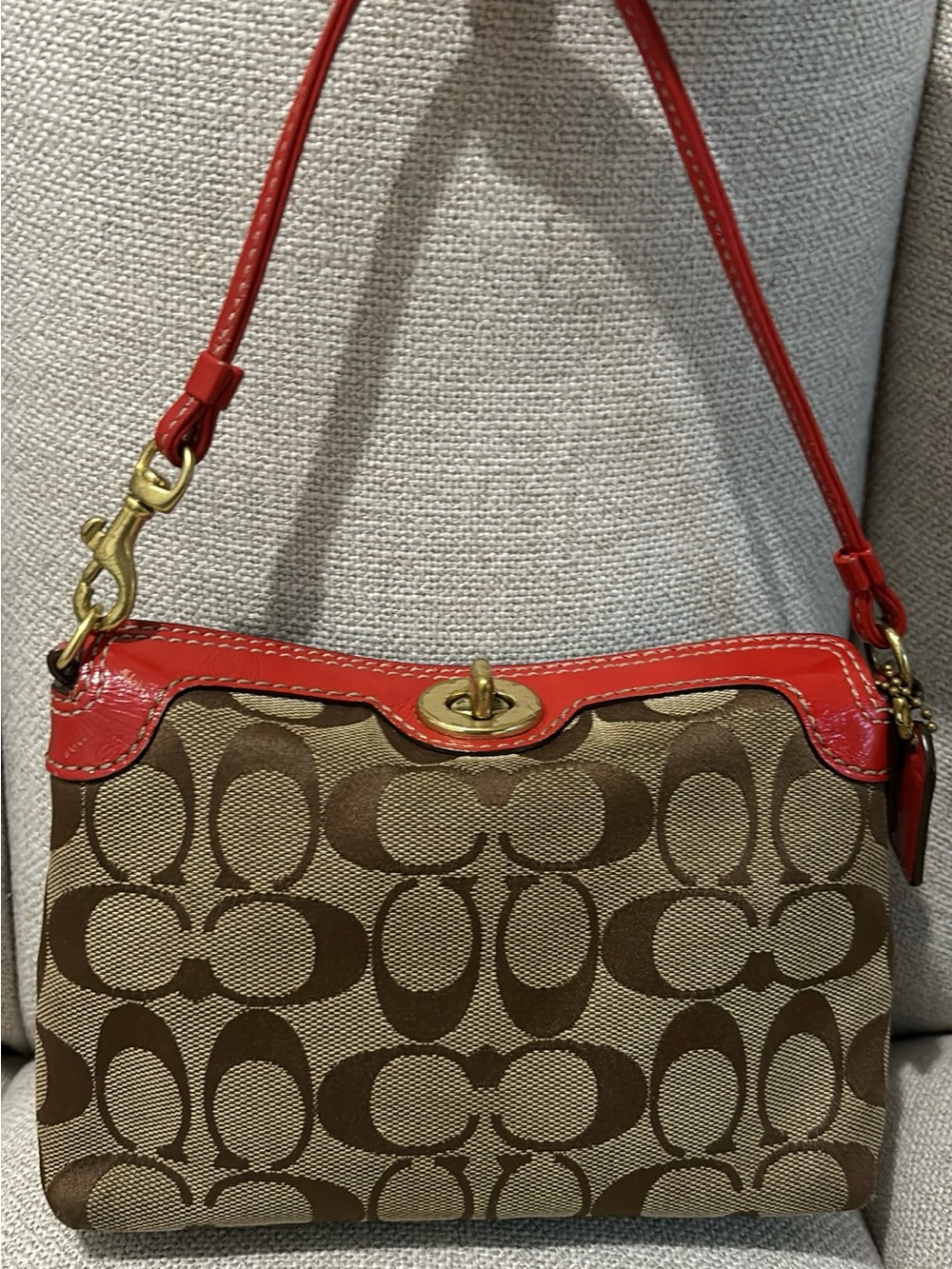 Coach Turnlock Mini Bag/Wristlet